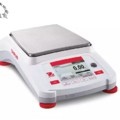 OHAUS Adventurer (AX423)